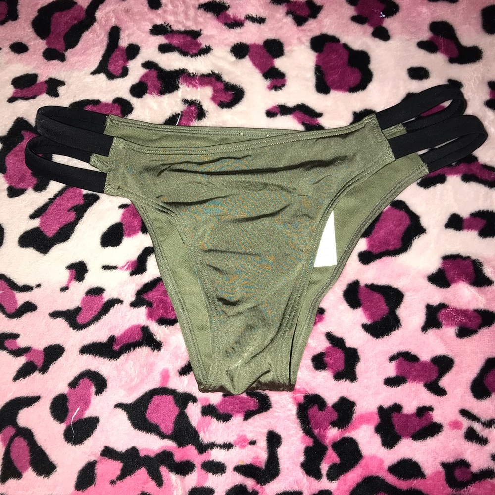 swim bottoms